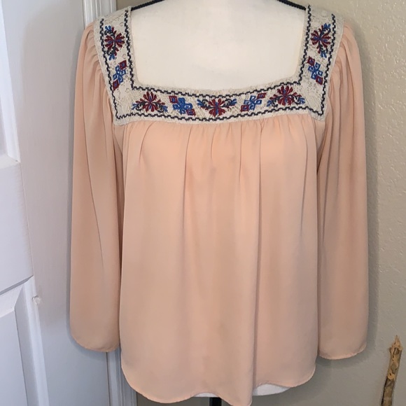 Flying Tomato | Boho Flowy Embroidered Top |  Large - Picture 2 of 6